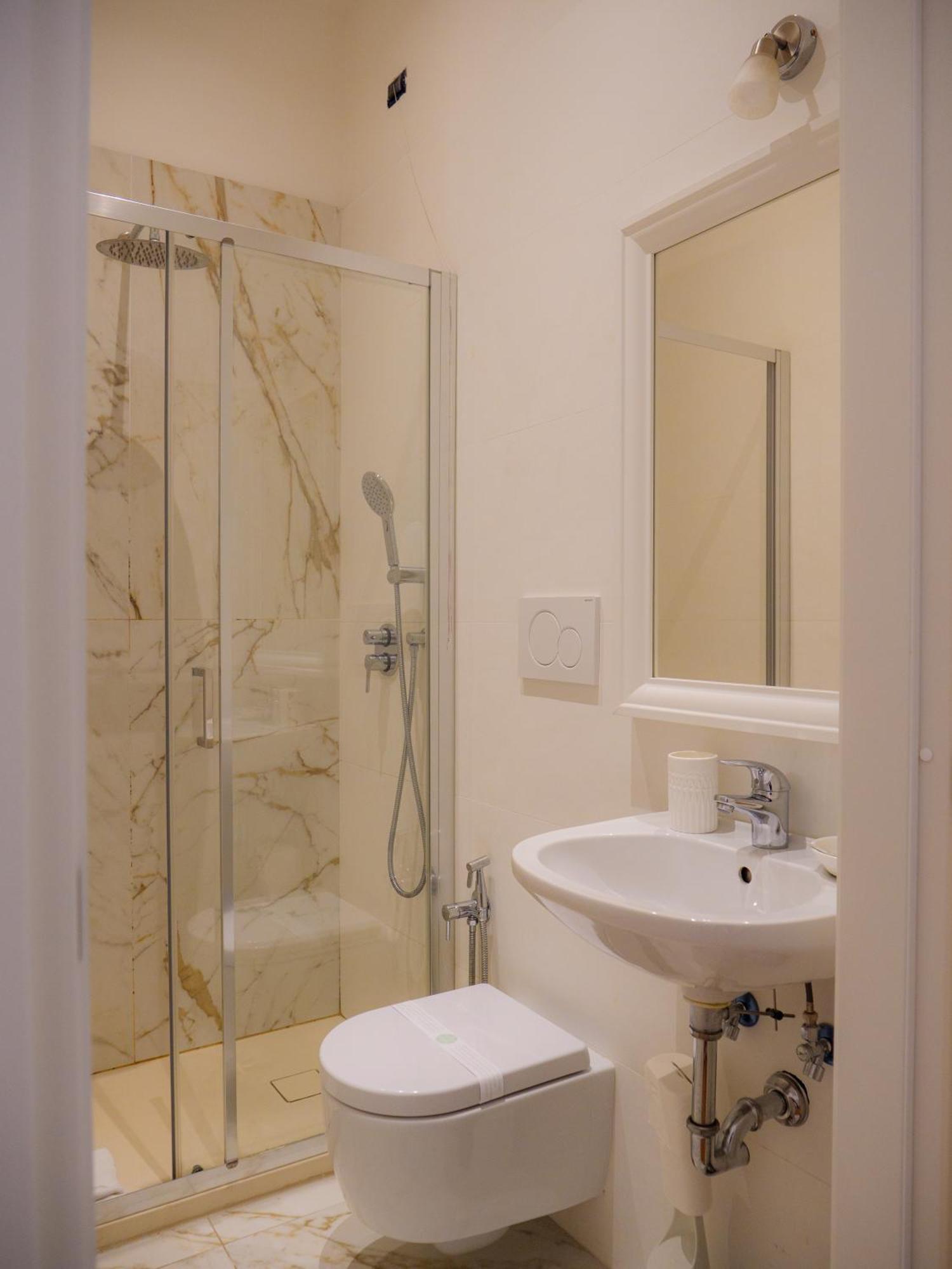 Colosseo Guest House Roma Ngoại thất bức ảnh