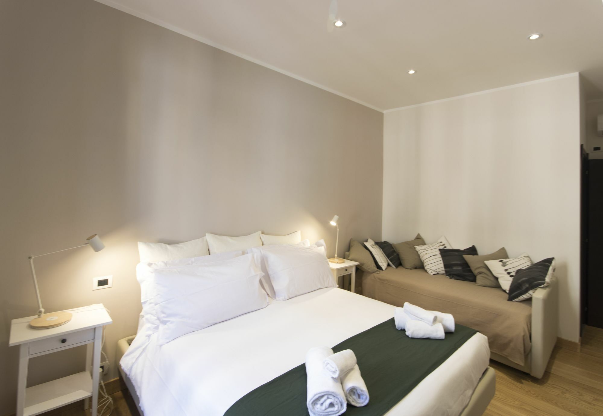 Colosseo Guest House Roma Ngoại thất bức ảnh